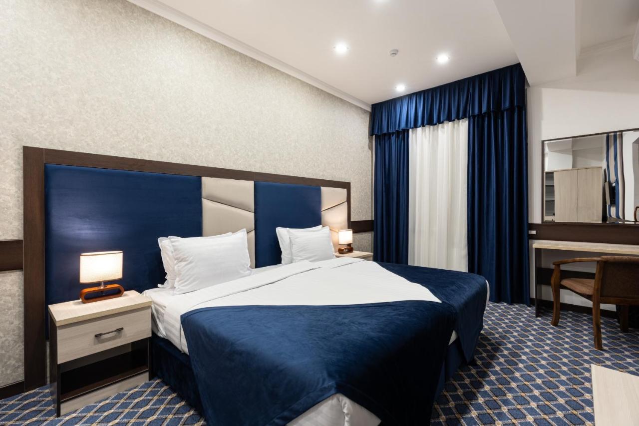 Shahzoda Grand Hotel - "Best Hotel Award Winner" Solnechnyy Bagian luar foto